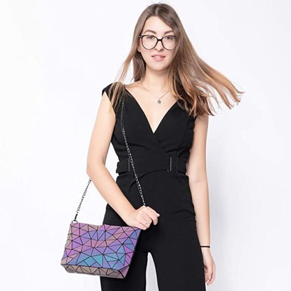 🆕LUMINOUS Purse Geometric Handbags Holographic Reflective Crossbody Bag NWT - Picture 2 of 8